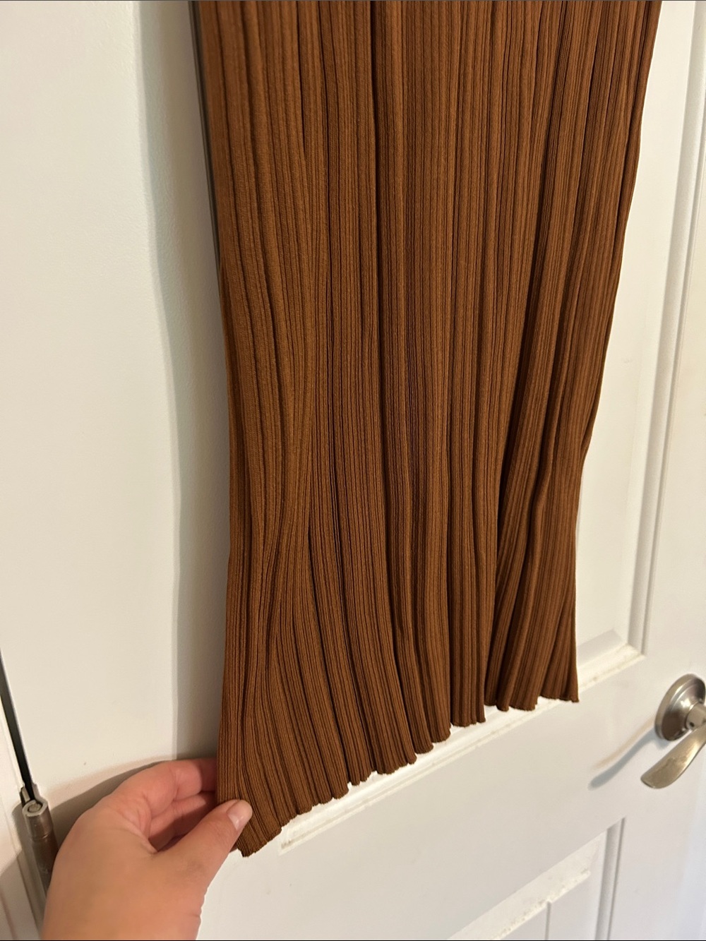 Zara Ribbed Maxi Skirt in Warm Brown - Picture 4 of 4